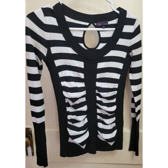 Tops - T/O Sweaters Women's Black & White Stripe Long Sleeve Top Size Small